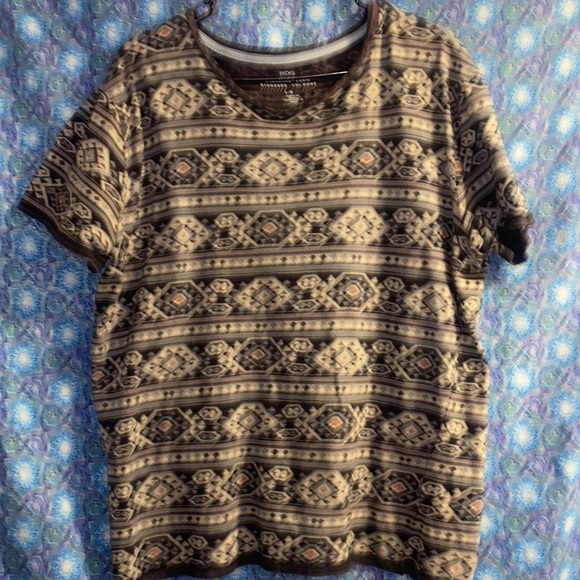 Men’s large BDG standard crew neck Psychedelic pattern - Picture 2 of 5